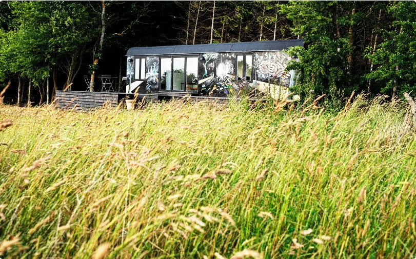 cirkusvogn på ærø - glamping 1