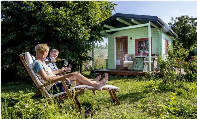 vingårdshytte på fejø - solaris hytten - glamping 1