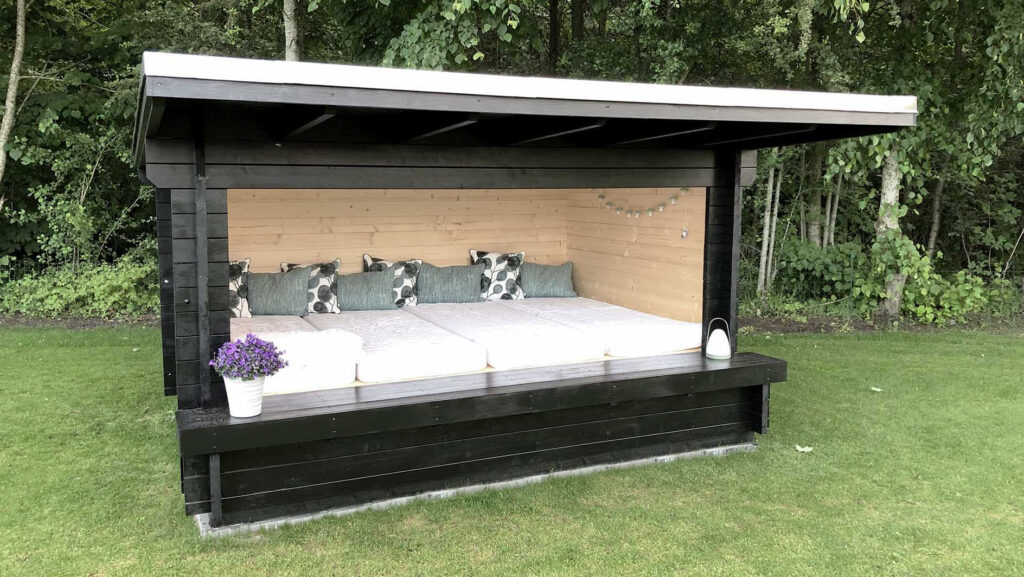 have shelter stor